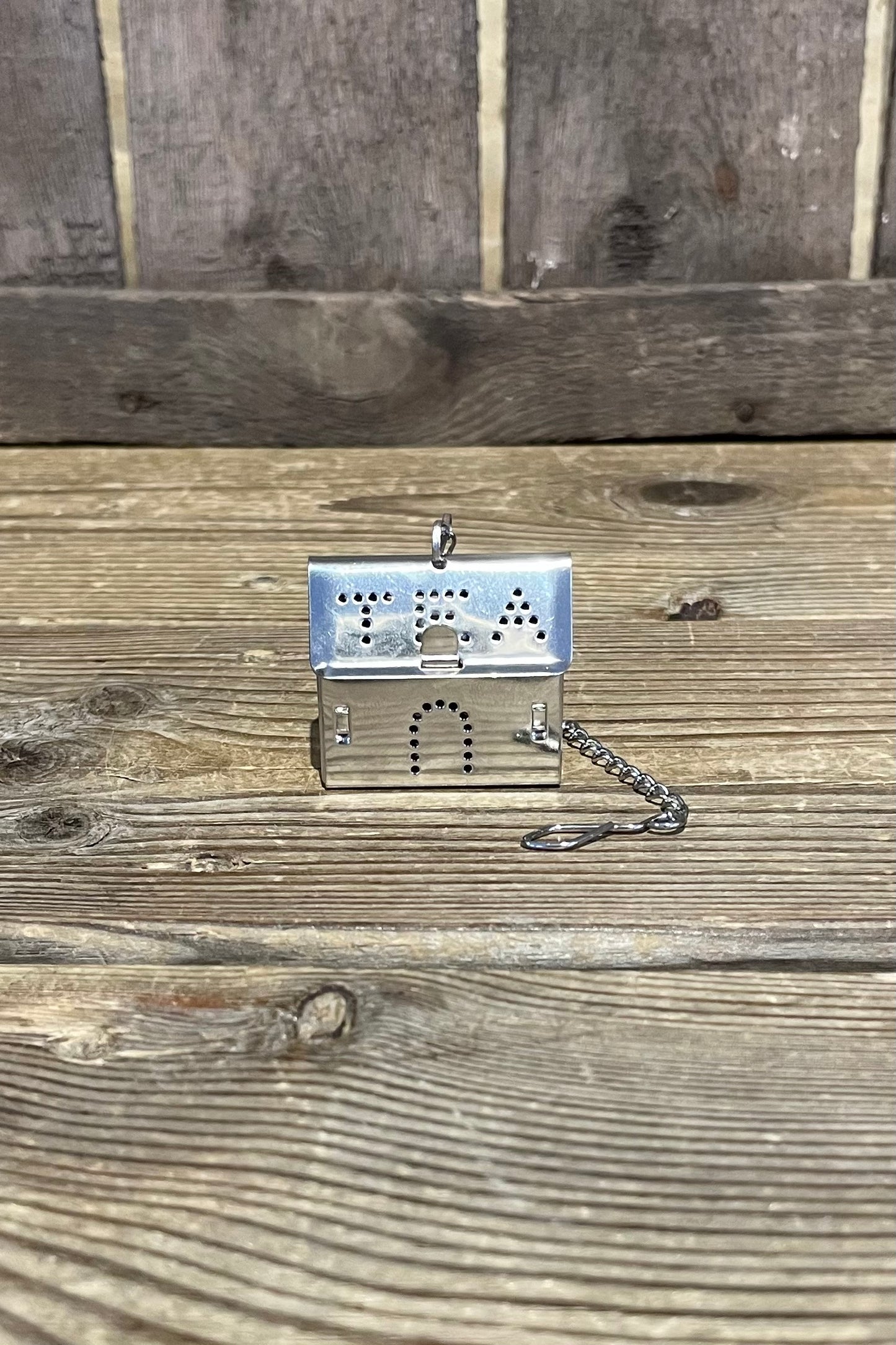 Tesil Hus med bricka