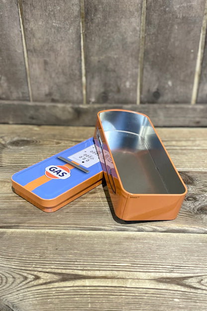 Plåtburk Bensinpump