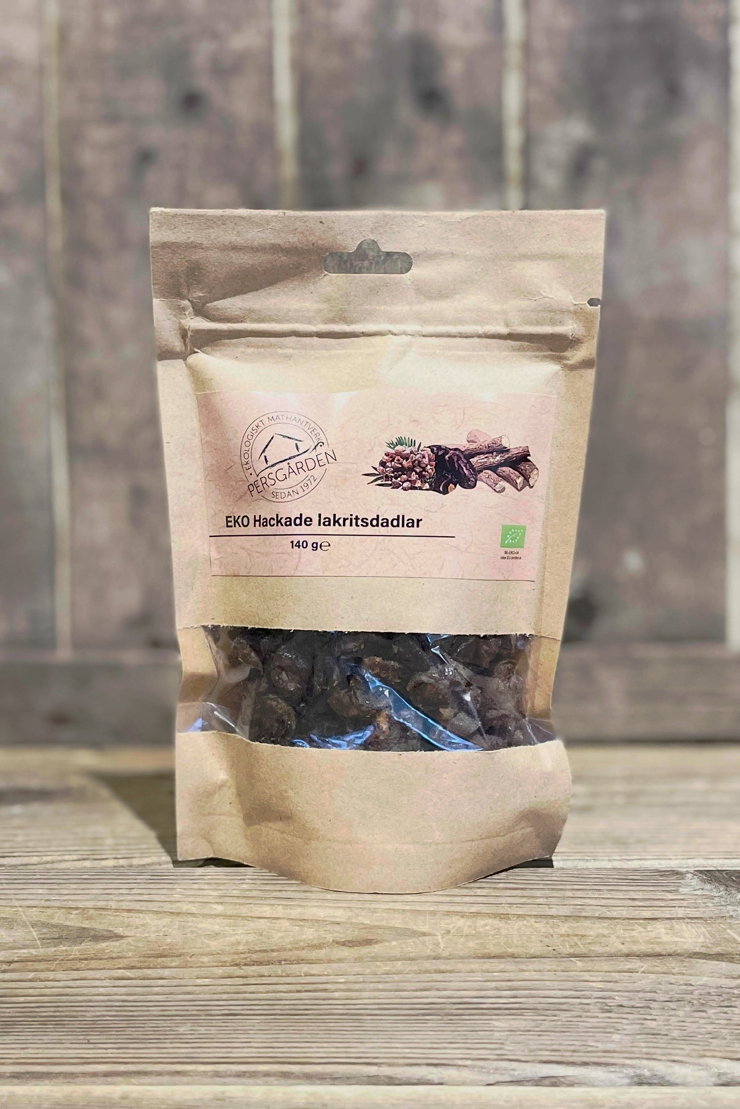 Ekologiska hackade lakritsdadlar