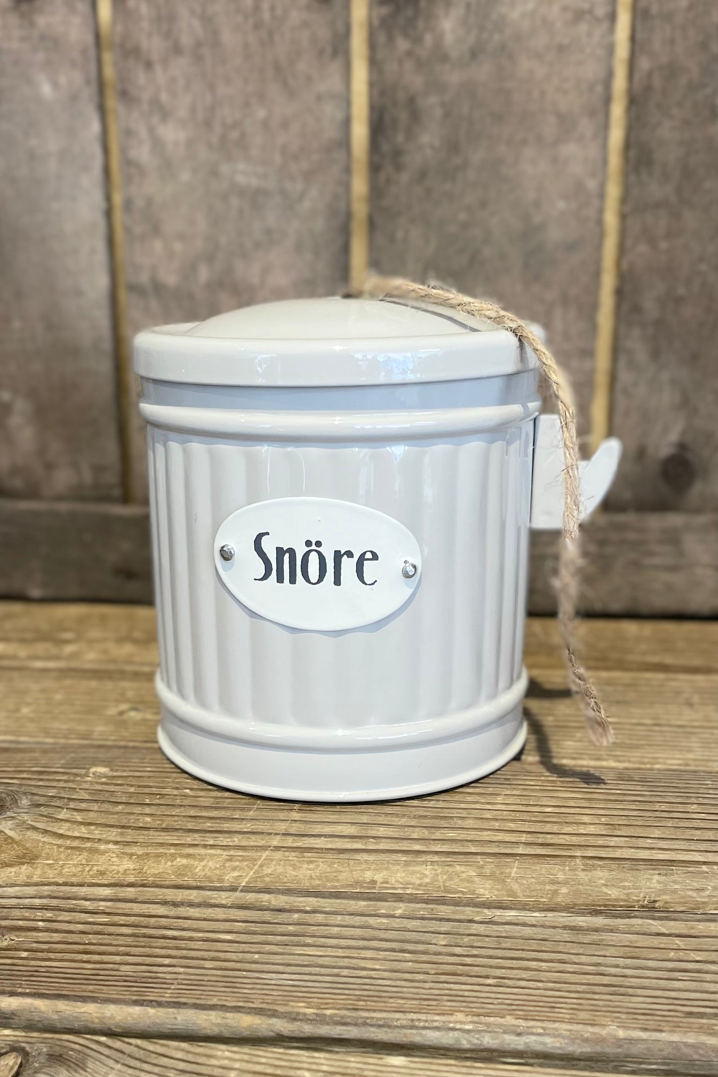Emaljburk Snöre