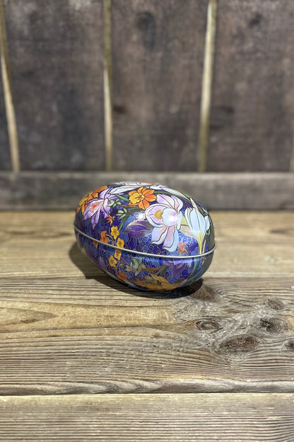 Blommigt påskägg i plåt lila
